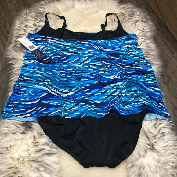 Longitude Playing Koi Triple Tier Tank Soft Cup Long Torso One Piece Swimsuit 16 - Picture 2 of 11